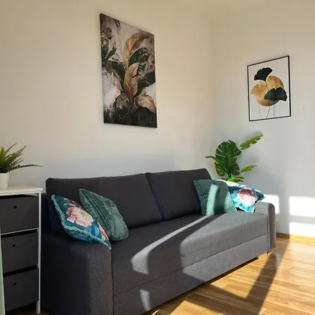 Apartmán Sloneczny Na Zoliborzu Dla 2 Osob Przy Arkadii *