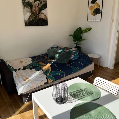 Apartment Sloneczny Na Zoliborzu Dla 2 Osob Przy Arkadii *