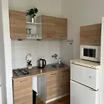Apartman Sloneczny Na Zoliborzu Dla 2 Osob Przy Arkadii Varsó